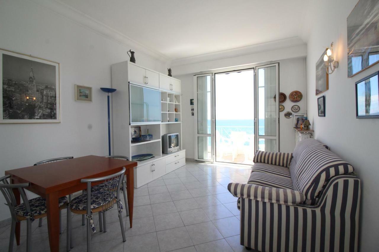 Nice Booking - Electra Vue Mer Balcon Dernier Etage Luaran gambar